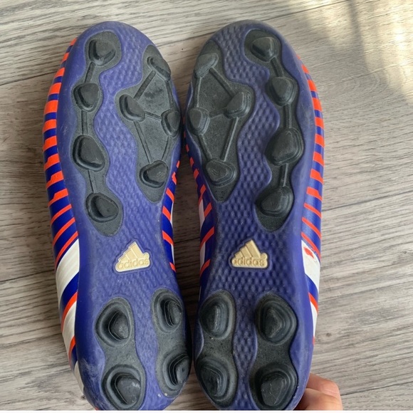 Adidas soccer cleats - Picture 3 of 8